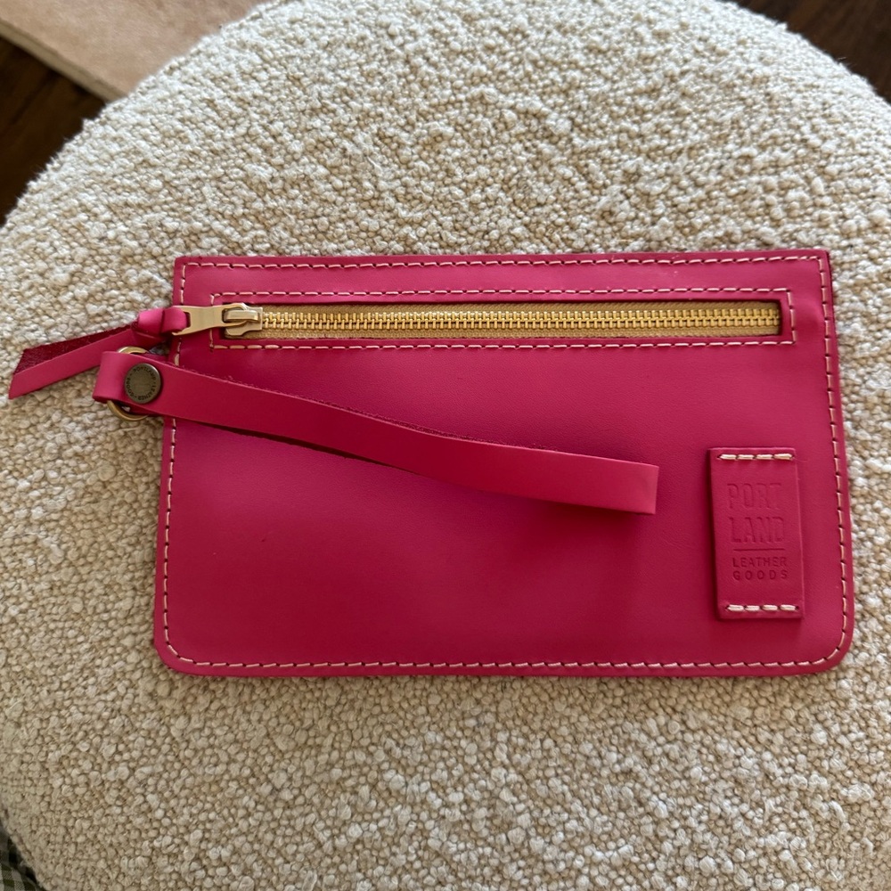 Portland Leather Goods - Pink Leather Wristlet - Picture 7 of 9